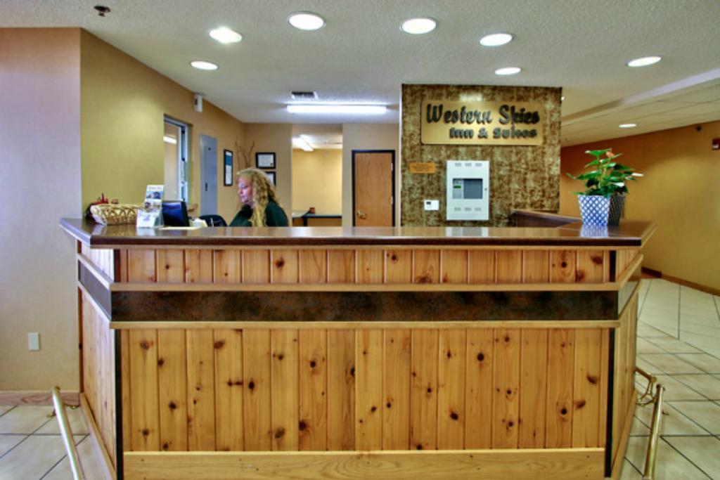 Western Skies Inn & Suites Los Lunas Exteriér fotografie